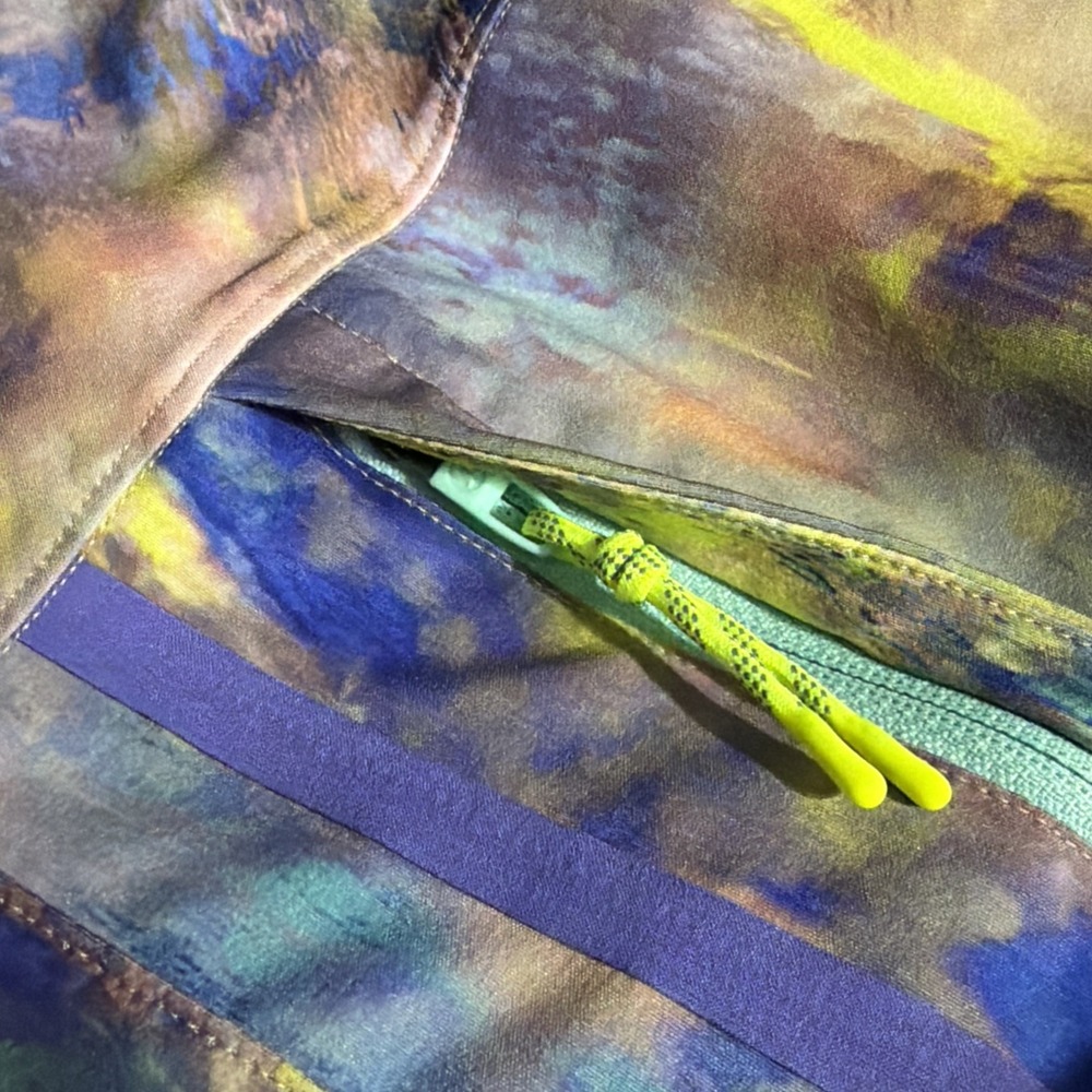 Lululemon Water Repellent Hiking Short Sleeve Colorful Shirt Men's XL Tie Dye - Picture 6 of 8